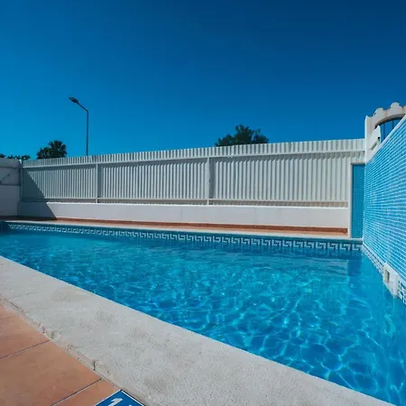 Torre Da Aldeia By Umbral 3* Αλμπουφέιρα