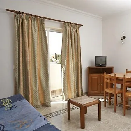 Torre Da Aldeia By Umbral אלבופיירה